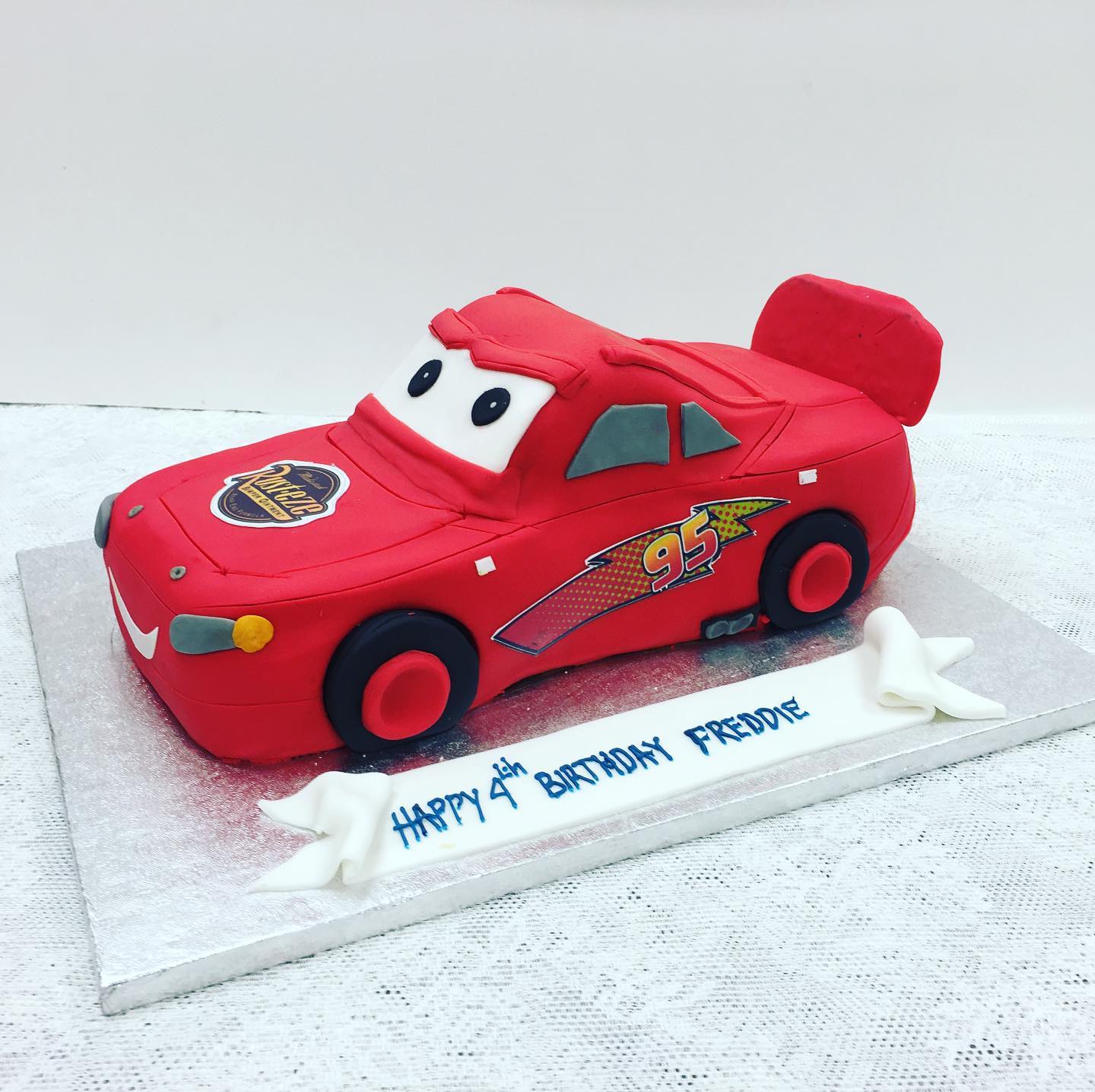 Lightning Mcqueen Car Cake