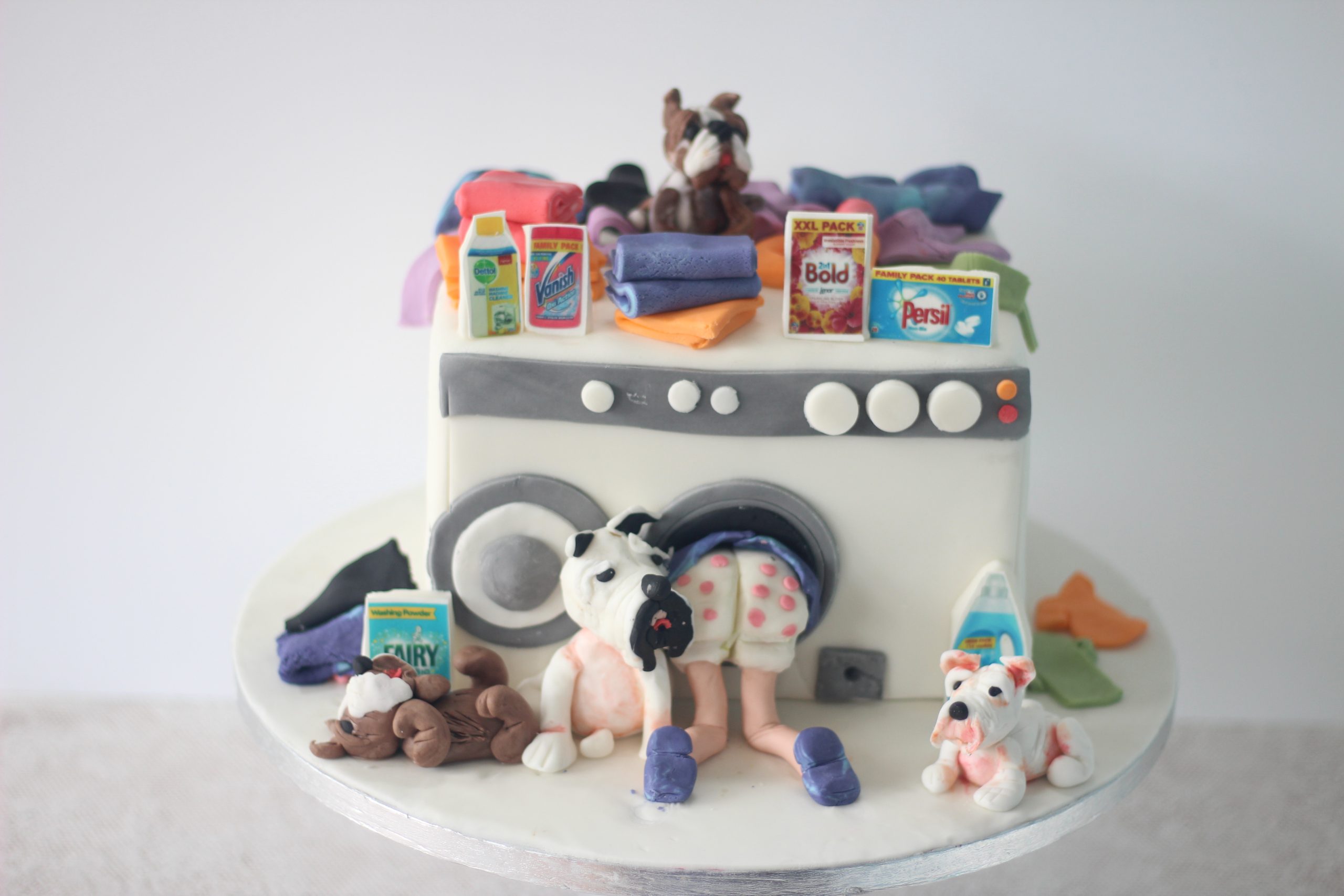 Novelty Washing Machine Cake
